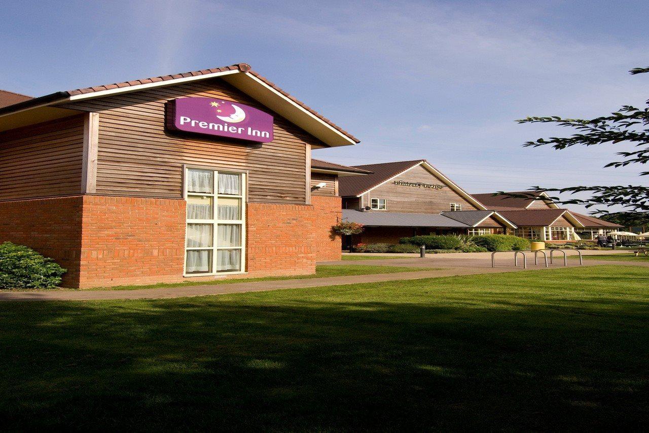 Premier Inn Tewkesbury Bagian luar foto