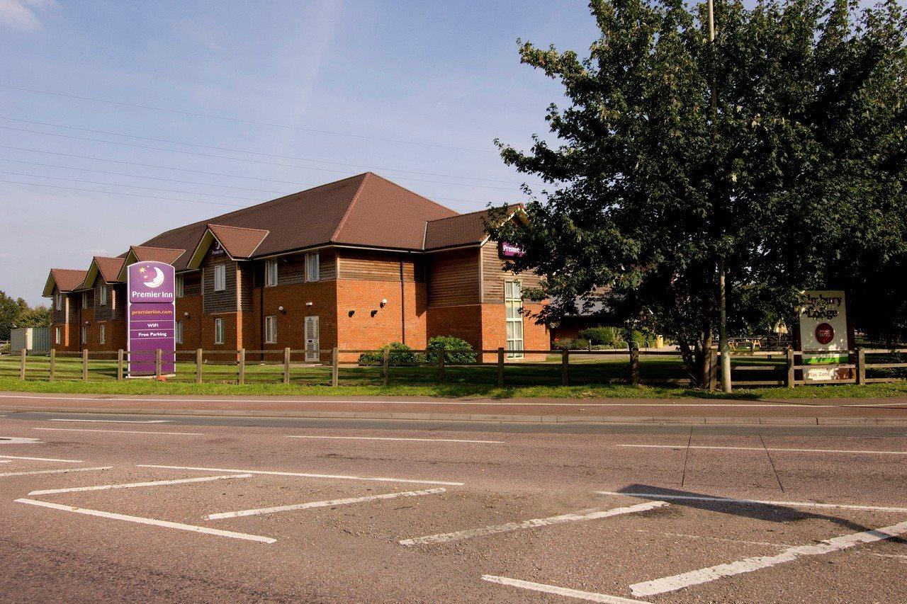Premier Inn Tewkesbury Bagian luar foto